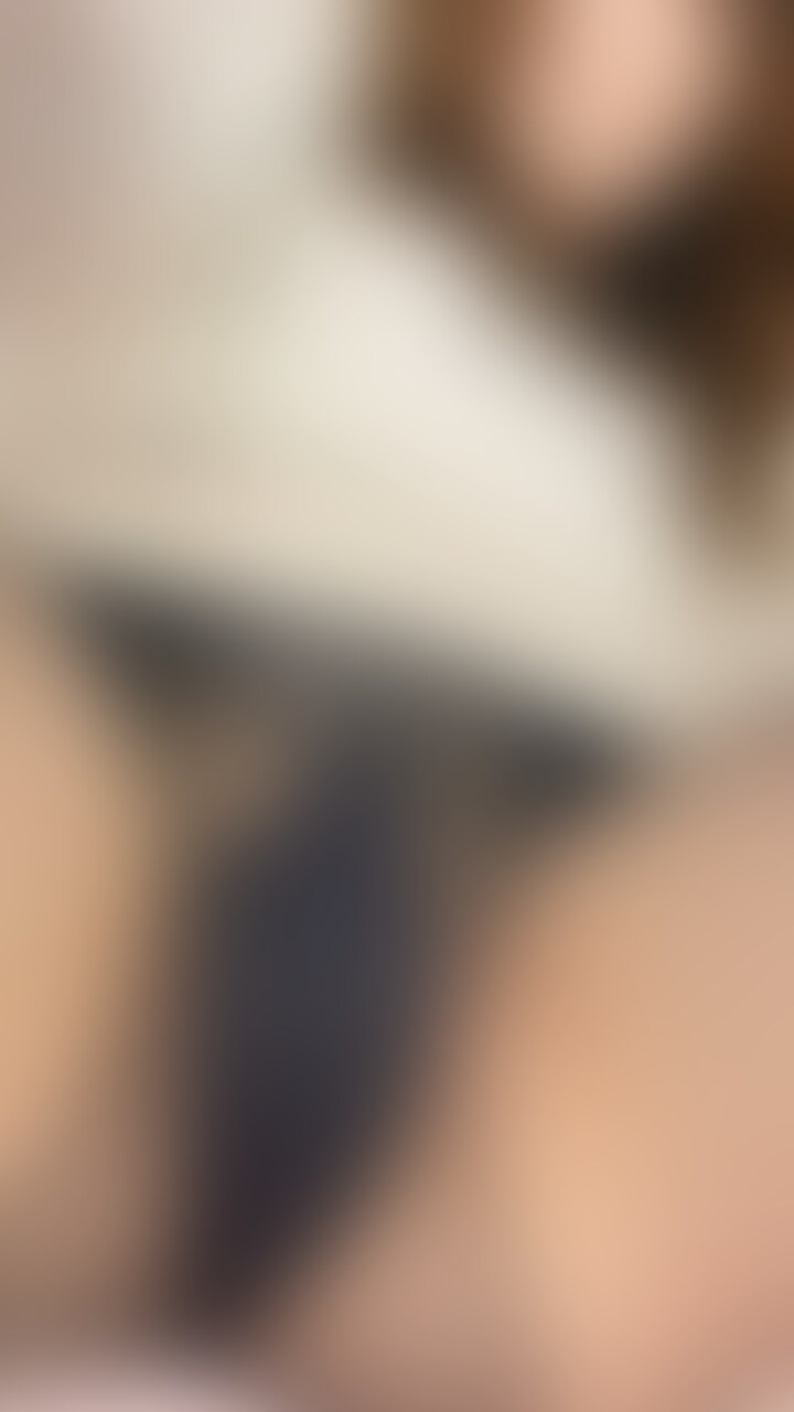 下着脱いでストッキングはいてみました❤️ (2/2)