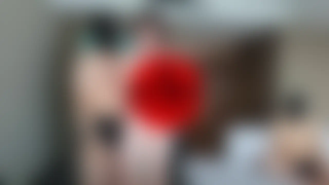 【本編動画】
肉便器堕ち95人目
ちえ（20歳） 大学生
『オホ声ドマゾ便女』

真面目そうな見た目の大学生ちえちゃん。
彼氏のノーマルセックスに満足できず、自ら獣会に連絡してのこのこやってきました。
最近の若い子は見た目が普通なのに、裏ではどんな性癖を持っているのかわかりません。笑

とにかくめちゃくちゃにされたいとのことでしたので、お望み通り獣男を集めて好き放題してやりました😎

目隠しした状態で中出し、イラマチオ、拘束、真面目女子大生をバチバチに使ってます♪

ちえちゃん、今日から獣会にようこそ。 (2/2)