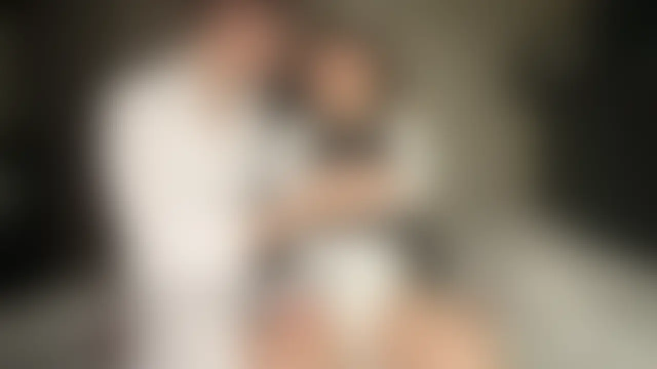 【Jカップの爆乳メイドさんとらぶらぶハメ撮り交尾♡】
柔らかな笑顔と、思わず目を奪われるJカップ♡
ふわふわおっぱいにドスケベメイドのコスプレが相性よすぎてエロすぎました、、、
清楚さと妖しさが交差する、極上のメイド体験をどうぞ♡ (2/2)