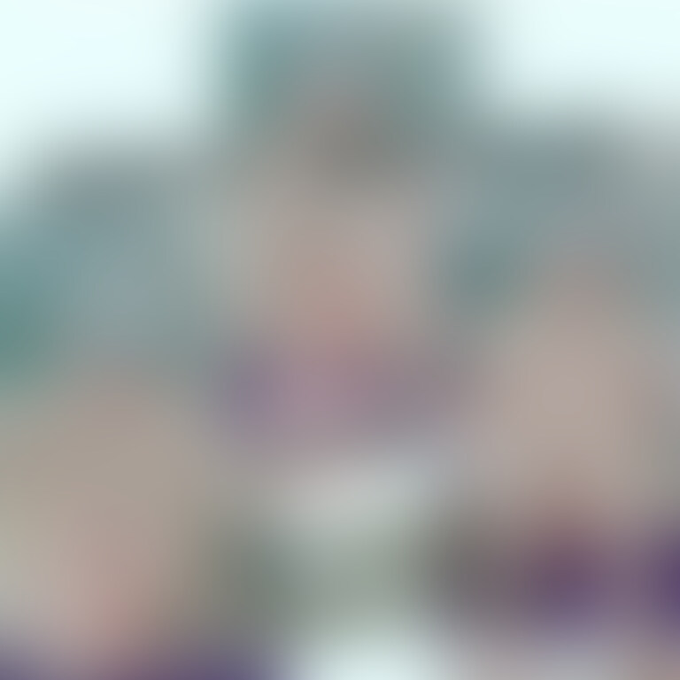 【たっぷり6分半】銀髪少女Nikke Admi ちゃんパンツ生脱ぎ&クリ吸引おもちゃおなにー♥️

いつもいいね！ありがとうございます✨とても励みになります\(*ˊᗜˋ*)/♡

こんばんは🌃りかです
今日も１日お疲れさまでした(⑅꜆˘̤ ᵕ˘̤)꜆🍵
お帰りなさい♥️
今日もキャラコス投稿見に来ててくださってありがとうございます✨すごく嬉しいです♥️

Nikke というゲームのAdmiちゃんというキャラの白ワンピースverなのですが、
ゲームあまり詳しくなくて、銀髪に水色のインナーカラーというのが自分のストライクど真ん中で選んでしまでたので(すみません💦)
オリジナルの銀髪少女と思ってもらっても大丈夫です

クリ吸引おもちゃのオナニーです
クリ吸引おもちゃ…特にこの「りすさん」のかたちのやつはめちゃ感じてイッちゃいやすいのですが、自分でするときはなんか、ヤバ💦ってなったときに無意識にそらしちゃうから、
静かで動きがなくてごめんなさい

じわじわ気持ちいい、とかじゃなくて、
急激に、イっちゃう10秒前…みたいな状態を体が感じるので、やばいどうしよう💦みたいな感じでとまどってちょっとおもちゃ浮かせてしまって

なので、ちょっと控えめな反応かもです(ごめんね💦)

次は、おもちゃ当てられて強○的にイカされちゃうのをアップしようと思ってます✨


今日も１日お疲れさまでした(⑅꜆˘̤ ᵕ˘̤)꜆☕
ゆっくりお体休めてくださいね🍀 (2/2)