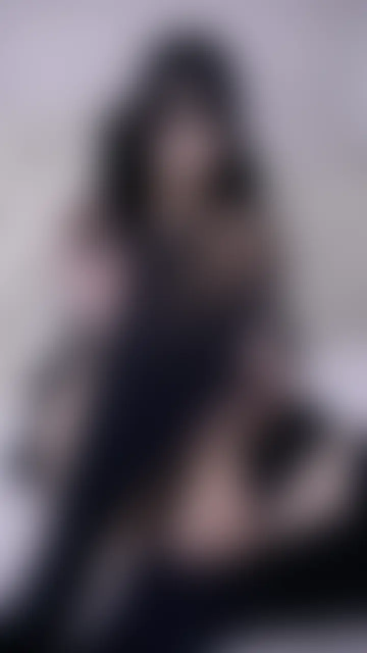 変態地雷ちゃんがバイブ責めで腰とおまんこビクビク痙攣しちゃう……♡

みるばんはー！
5月最後の作品は地雷服を着たまま2点責めバイブでたくさんビクビクしちゃうミルちゃんをお届けします🩷

強いバイブの振動に耐えきれずおまんこ
トロットロにしながら連続でイッてしまうエッチな姿にぜひご注目ください♡

スカートをたくしあげてくぱっと広げた色白のニーハイ越しのムチムチの太ももからの間から覗くえっちな場所にきっとドキドキがとまらないよ〜❣️

今月もお兄様達がみるちゃんで沢山癒されてくていたら、凄く嬉しいです！
5月も支援してくれたお兄様達たち、本当にありがとうございました。✨

再生時間 17:23 (2/2)