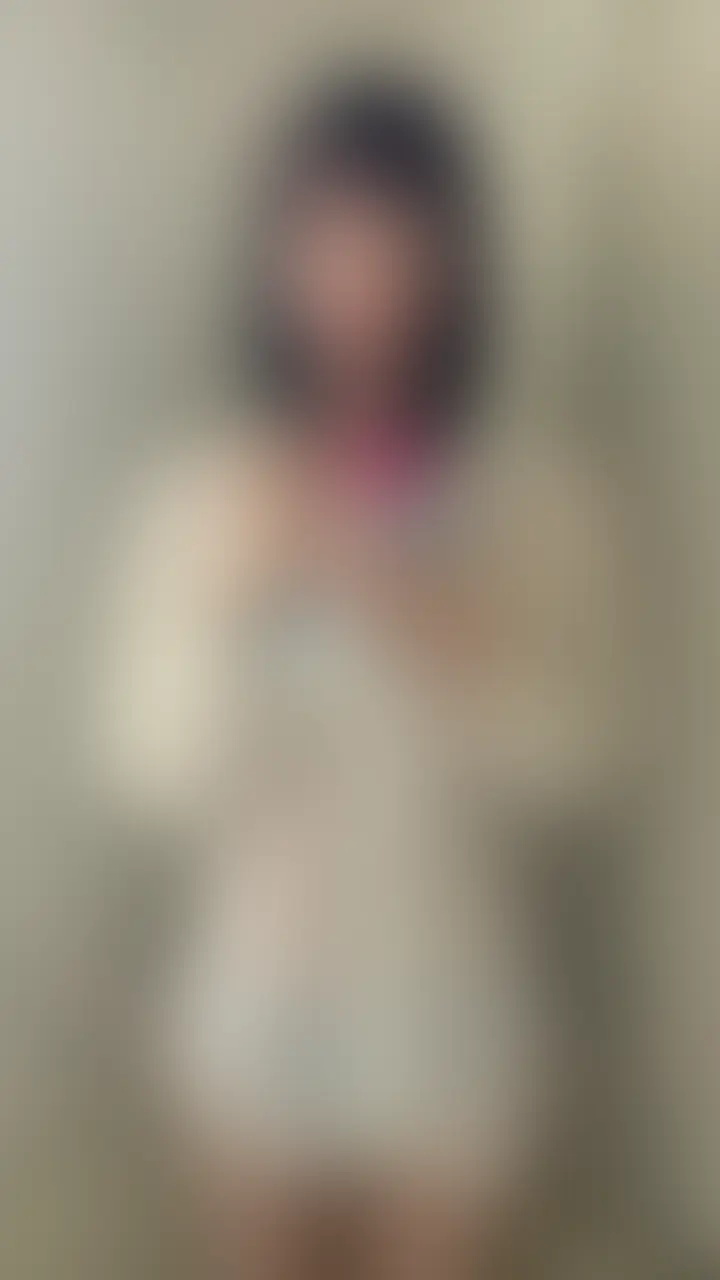 ・この動画はVIPプランでお得に見れちゃいますっ
~~~~~~~~~~~~~
こんにちは、あおです💙
この間のせた乳首オ〇ニーのとき、
ローションでTシャツコスコスするの気持ちよくて
ガーゼ買ってみちゃった…///
初めてだから緊張したけど、想像してたよりも気持ちよくて、途中から腰が止まらなかったよっ
びゅーって出ちゃってるのは内緒ね…💦🐋 (2/2)
