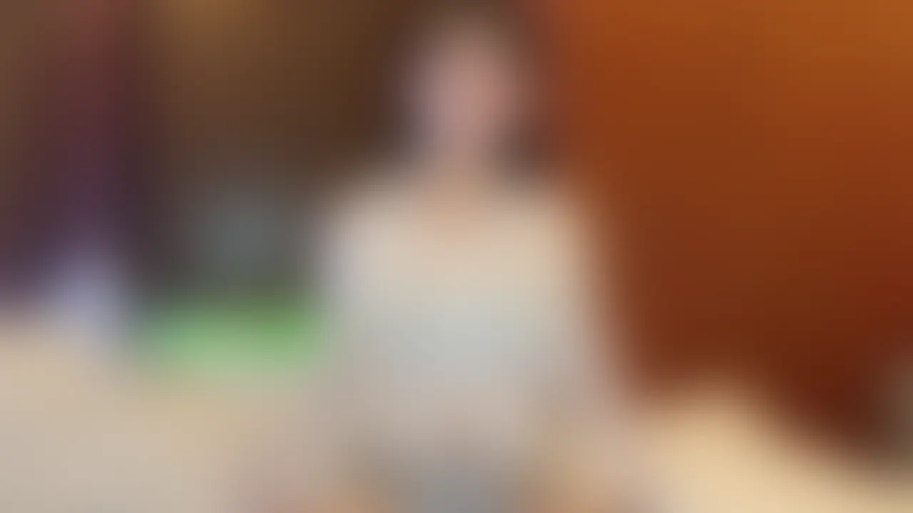 見終わったあと、右上の「♡いいね」押してくれたら嬉しいです…!
あなたの反応が、次の撮影のモチベになってます☺️
「この角度好きだった!」「最後のシーンやばかった」など、コメントもぜひ残してください💌
★☆★☆★☆★☆★☆★☆★☆★☆★☆★☆★☆★☆★☆★☆★☆★
今回は、ひっさびさのパイパンです♡
しかも、すけすけのコスプレを着て、ディルドオナニーを撮ってみました。
最近ちょっと痩せてきて、前よりサイズは落ちたけど…
エロさは変わらないどころか、むしろ増してると思いますのでご安心を😌
ちち的に一番の見どころは、ラストのアングル。
まだまだしっかり肉感もあって、かなりえっちな仕上がりになってます。 (2/2)