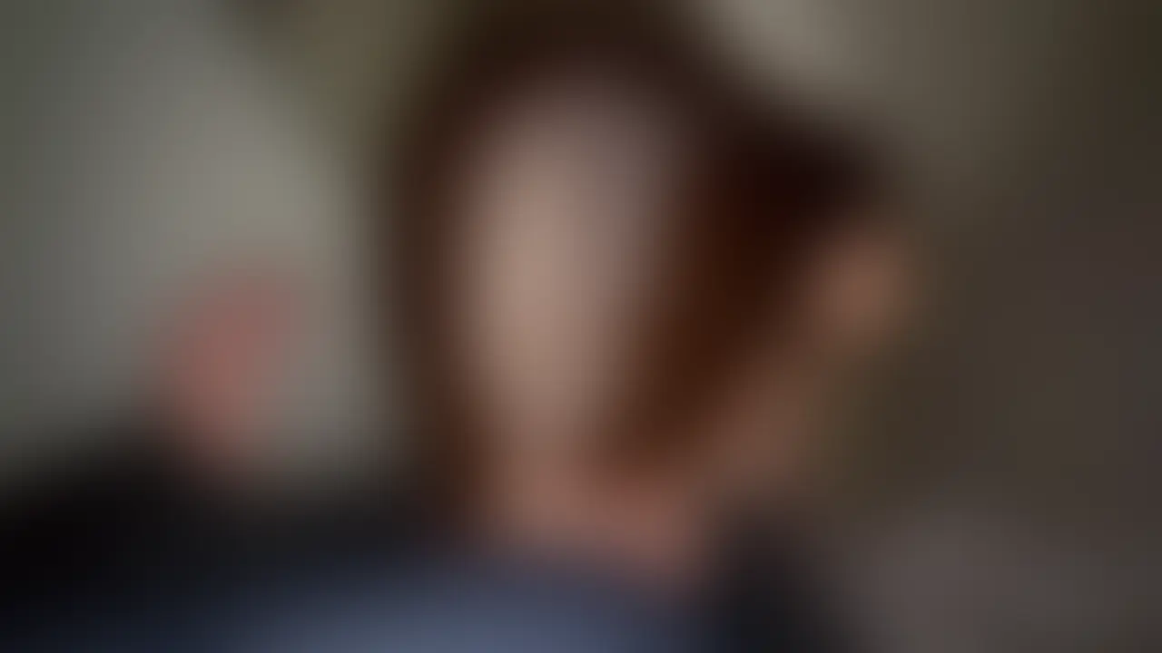 【Pプラン以上限定/完全顔出し】露出散歩で発情した人妻が公園のトイレで生ハメ本気交尾。声我慢出来ずに低音オホ声出して痙攣ガチアクメ (2/2)