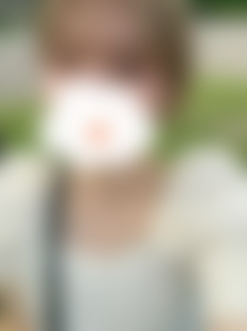 本日の作品です!
今回はデ〇ヘ〇を呼んだ時の映像になります・・・かなりレアです笑
呼んだ子が色白スレンダー貧乳ということで色白好きな僕としては最高だったのと若くていい肌をしていたので当たりでした!笑
最初は普通に遊んでいましたが途中で裏オプ交渉を実際してみました💦
はらはらとドキドキがたまらなくて癖になりそうでした笑本日は前編ということで普通に遊んでいるところと交渉シーンを詰め込みました!
明日この子の後編及び全編動画を出して年内は終了となりますので今年わずかですが明日も応援よろしくお願いします! (2/2)