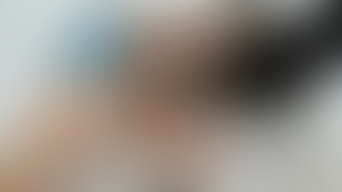 ■モデル指名:

 ff18の首で出演されている方

 髪の毛は結ばずにお願いします。スタートだけ正面を向いて、その後常時できるだけ首を仰け反らせた状態で撮影してください。飲み込むときはなるべく大きな音を出してください。首が前に下がってきたらスタッフが元に戻してください。

 1.唾を限界まで仰け反った状態で音を出して飲み込む。3分(カメラのアングルは正面1分、真横1分、真下1分)

 2.唾を限界まで仰け反った状態で、(スタッフが人差し指を横向きに添えて)飲み込む。2分(カメラのアングルは正面1分、真横1分)

 3.食べ物を限界まで仰け反った状態で、音を出して飲み込む。4分(カメラのアングルは正面1分、真横1分、真下1分、正面のドアップ1分)

 4.飲み物を限界まで仰け反った状態で音を出して飲み込む。4分(カメラのアングルは正面1分、真横1分、真下1分、正面のドアップ1分)

 5.飲み物を限界まで仰け反った状態で、(スタッフが人差し指を横向きに添えて)飲み込む。2分(カメラのアングルは正面1分、真横1分)

モデル代 9000円

モデル指定代 9980円

オーダーメイド代金　税込み総額　20,878円

18分17秒 (2/2)