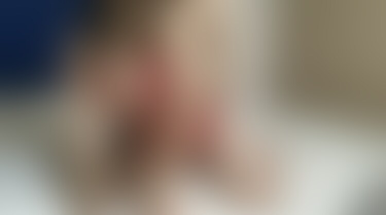 巨乳人妻に真っ赤なセクシーランジェリーで誘惑されて早漏が暴発 (2/2)
