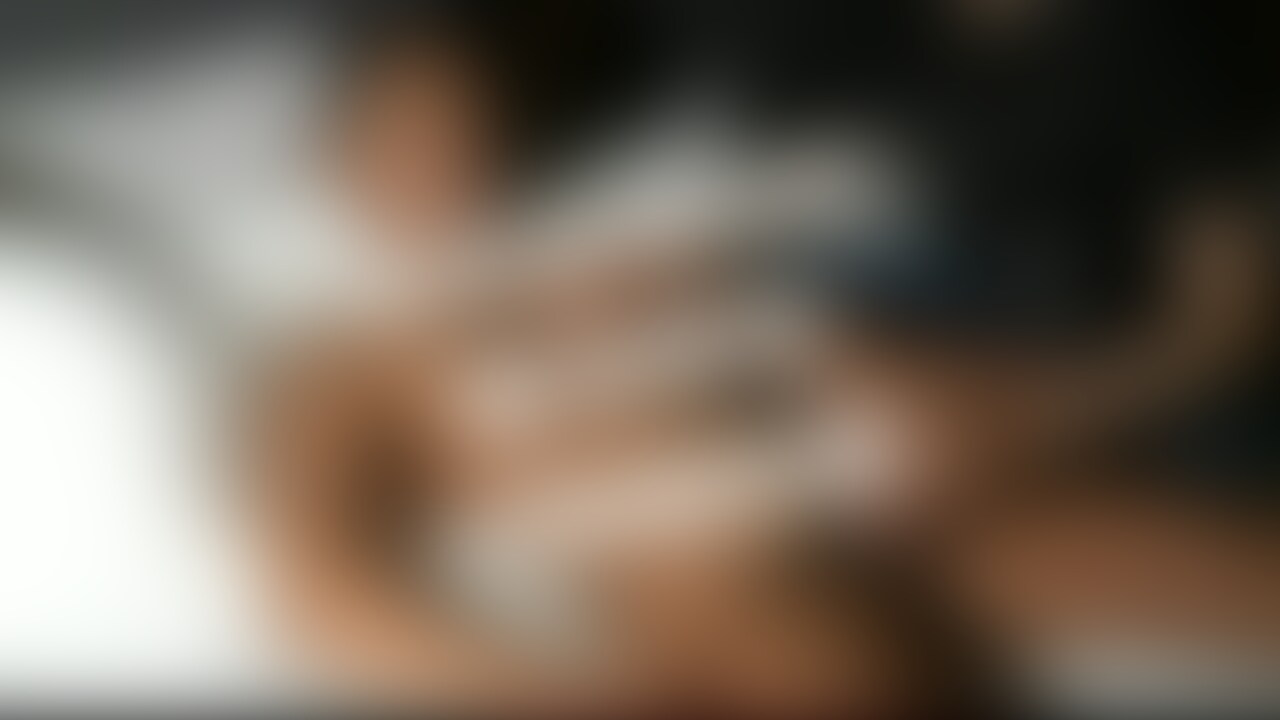 プロカメラマンのコージさんにオナニー動画を撮影してもらいました！ sample 1