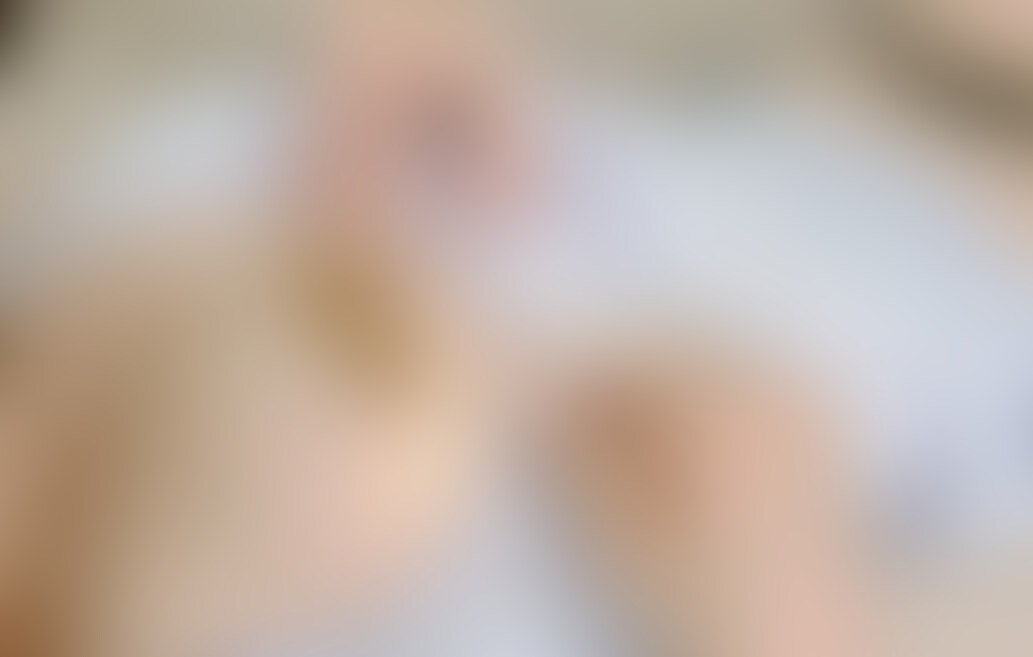 乳首を洗濯バサミでいじめちゃって感じちゃう(/// ^///)
感じる乳首をはさみながら電マオナニーだよ!超エッチでしょ🥰 (2/2)
