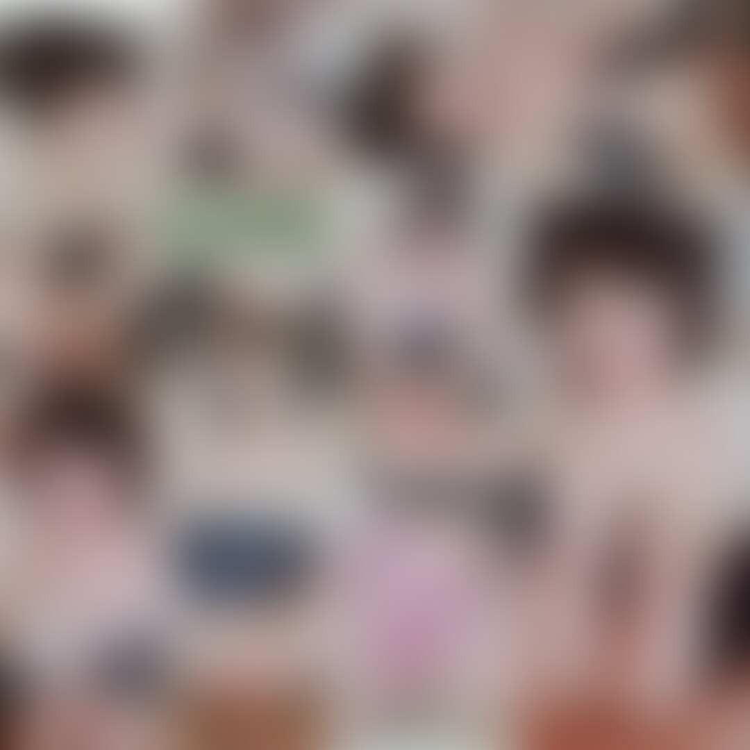 【黒髪制服中出し★たっぷり激しい18分♥️】大人しく無表情な教え子を気晴らしに誘った旅行先で、制服のまま無許可生ハメ濃厚中出ししてしまうも、 事後の笑顔でトローリダブルピースが可愛すぎた件
固定ハメ+主観ハメフィニッシュ+中出し事後シーン
中出し動画の中でもかなり長編な18分✨です♥️
正常位固定ハメは、結合部や、全身が入っていてえっちで綺麗に撮れてます
主観ハメは、かなり臨場感と迫力あって、生々しくいやらしくなっちゃってます
ひそかなおすすめポイントは、事後がいつもと違って
驚いて困惑しつつも、「もぅ、しょうがないな」って感じで笑顔でダブルピースをしちゃうところが新鮮で萌えポイントかと思います
萌えでもありつつ、
膝かかえくぱぁや、事後の開脚ダブルピースも、アナル丸見えでやらしくて恥ずかしい動画になっちゃってます(*/o\*)♥️ (2/2)