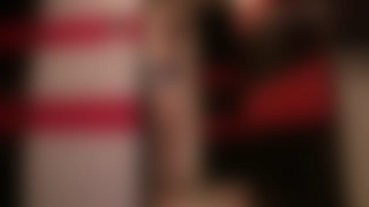 オチンポ大好きナースの性欲があまりにも強すぎて…
セフレです。
都内の総合病院に勤務している看護士です。
見ての通りムッチムチなので、ナース服もきっとピチピチで、パンティとか透けてるんでしょうねww
彼女曰く、夜勤の翌日とか、セックスしたすぎてヤバいそうです。
彼氏がいるらしいですし、オナニーも毎日するそうなんですが、それでも満足できないらしくて。
仕事の休憩時間にオナニーすることもあるそうです。
とんでもない性欲ですよねw
この動画はそんな彼女とのセックスドキュメント的なやつです。
何発やってもまたすぐにヤリたがるんで最近少しキツくなってきました。
どなたか僕の代わりに彼女を抱いてやってくれませんか? (2/2)
