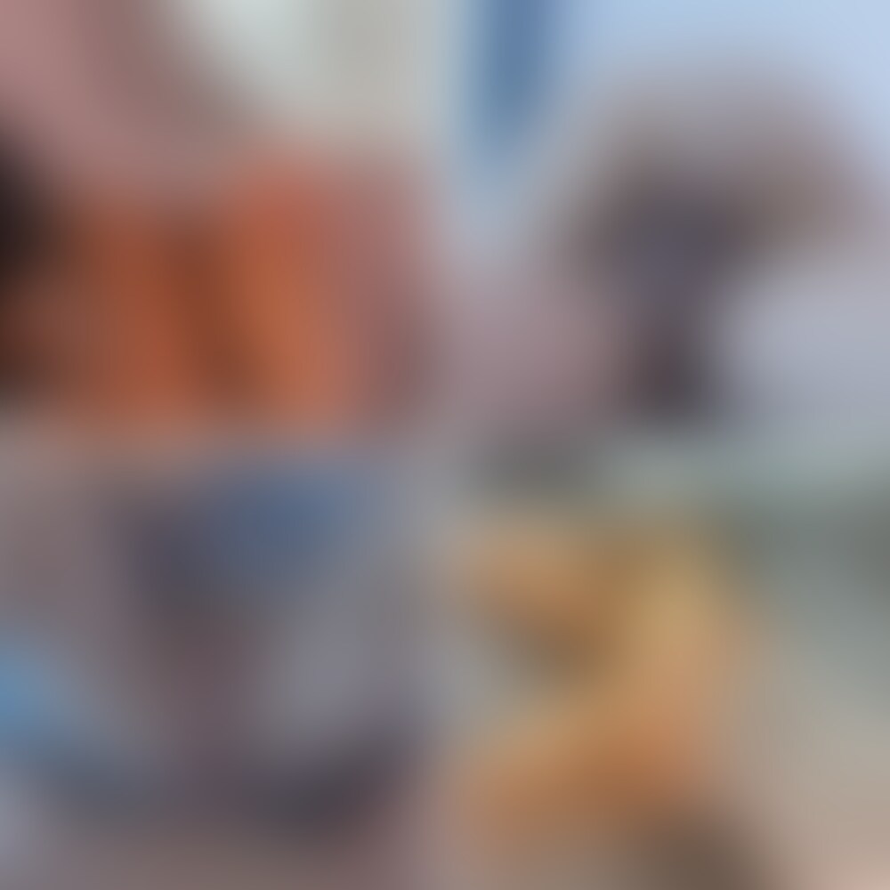 右上の『♡いいね』と『📕保存』を押してから見てもらえたら嬉しいです💗

19【本編】出社直前まで絶頂とハメ潮が止まらず大ピンチ！！ザーメン垂れ流し出社も覚悟の濃厚中出し朝セックス…最後はアナルに指挿入


AVではおそらく収録できないであろうリアルな撮影シーンをたくさん盛り込みたかったので・・・

私が彼にカメラを手渡して撮り方を教えている会話のシーンなどもカットせずにそのまま本編に収録されています

彼にカメラの設定を聞かれて

どれどれ？と確認している時に

不意打ちで後ろから気持ちいい場所を突かれてしまい・・・

そのままハメ潮吹きながらイってしまったシーンは必見です////

後ろから突かれるのはゆっくり挿入されればされるほど

すぐにイってしまいます///

騎乗位からバックに体位を変えて挿入された時も

ひと突き目かふた突き目くらいですぐにイってしまいました///

…って、この説明文書いてるだけでも

思い出して中が疼いてしまってしょうがないので

説明はこれくらいにさせていただき・・・


本編で一緒に気持ち良くなってもらえたら嬉しいです♡


勤務中の昼休みに中出ししたセックス動画はコチラです↓
https://myfans.jp/posts/1bade3e4-c183-404d-adaf-1a361b80e461 (2/2)