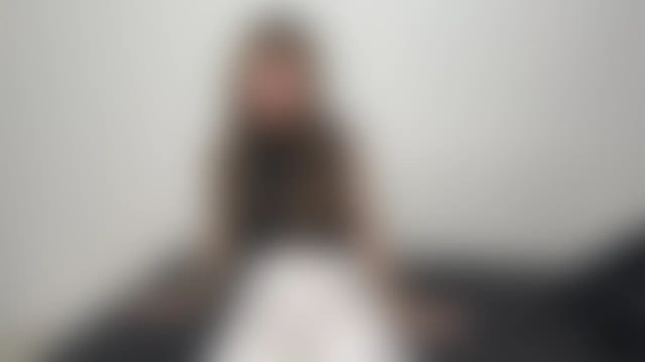 ギャルのオナニー。
お願いしたらいつでも動画くれるギャル。
見えないですがびちょびちょでした。
今度、抱きに行きます。 (2/2)