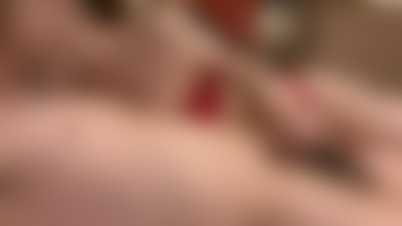 ピラティス女子とのレッスン前の前座でイチャイチャしてました♥️ (2/2)