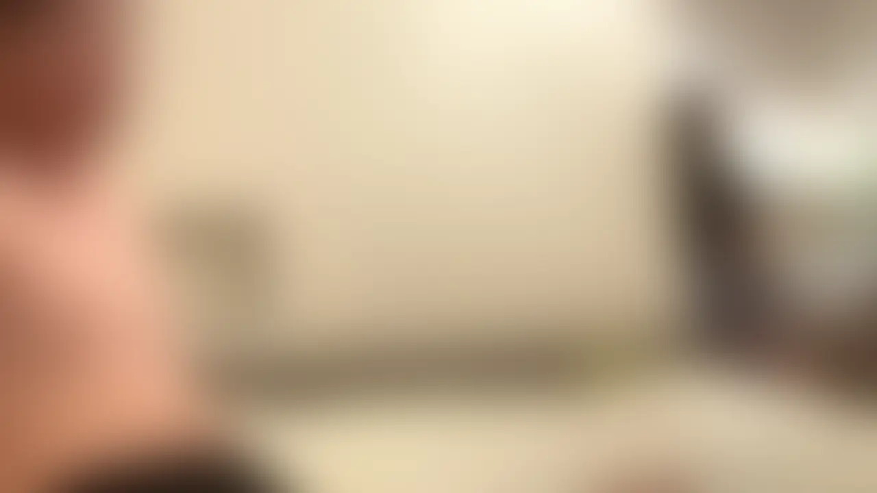 【完全顔出し】真性ドMな元バレーボール選手あいりちゃん。身長172cm、Fカップのフィギュアボディをぞんざいにオナホ扱いした密会。

まんこだけ露出させて愛も思いやりもないピストンで痙攣イキ。中に出されたら長い脚をプルプルさせて喜んでました。 (2/2)