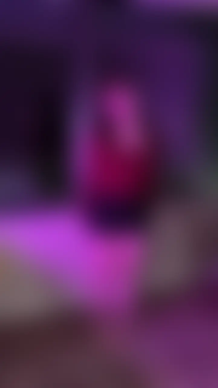 【フル動画】
福岡旅行中に密会依頼が来たので会ってみたら18歳のピチピチの子でした。
4月から大学生になるとのことで、それまで暇だったらから密会に応募してくらたらしいです。
初体験から半年しか経ってないらしいけど経験人数はもう4人いるらしいです。
まだ18歳ということもあって締まりは最高でした笑
おっぱいもF(ほぼG)カップあるらしく、将来はグラビアもやってみたいとのことで一応グラビアの卵(?)ってことでばちばちに立ちバックで犯してきました。 (2/2)