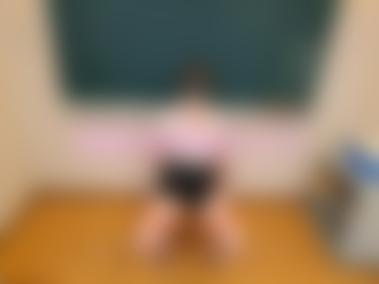 壊されたい願望を持つ32歳丸の内OLさんと③
教室の椅子で○○○束しておもちゃ責めです
本当の学校の教室だったら、とてもヤバイことをしていますね(笑) (2/2)