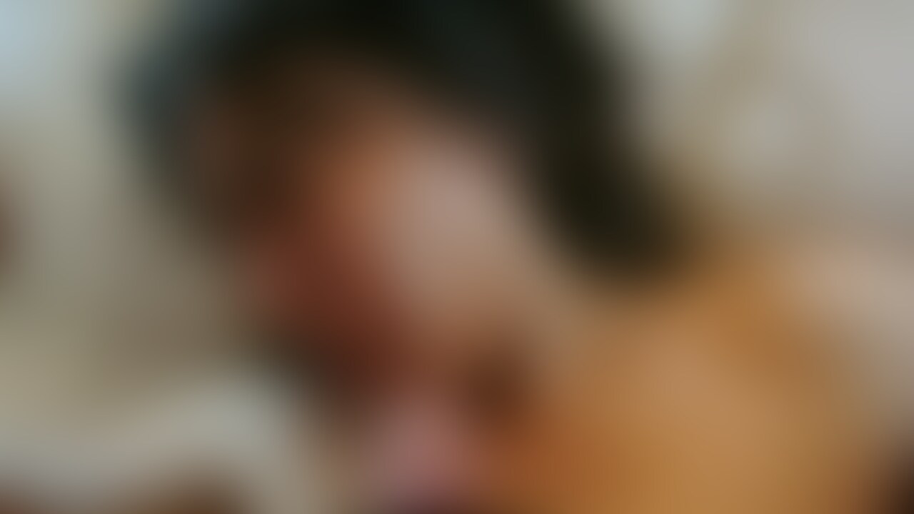[part2]アラサー、初めての顔射(生ハメ、フェラ、騎乗位、正常位、バック、手コキあり)

以前も生ハメして最後は鬼手コキをしてもらったアラサーに、今回は『初めての顔射』をしちゃいます。
突然の発射でやや怒りつつ、戸惑う姿を収録しています！ (2/2)