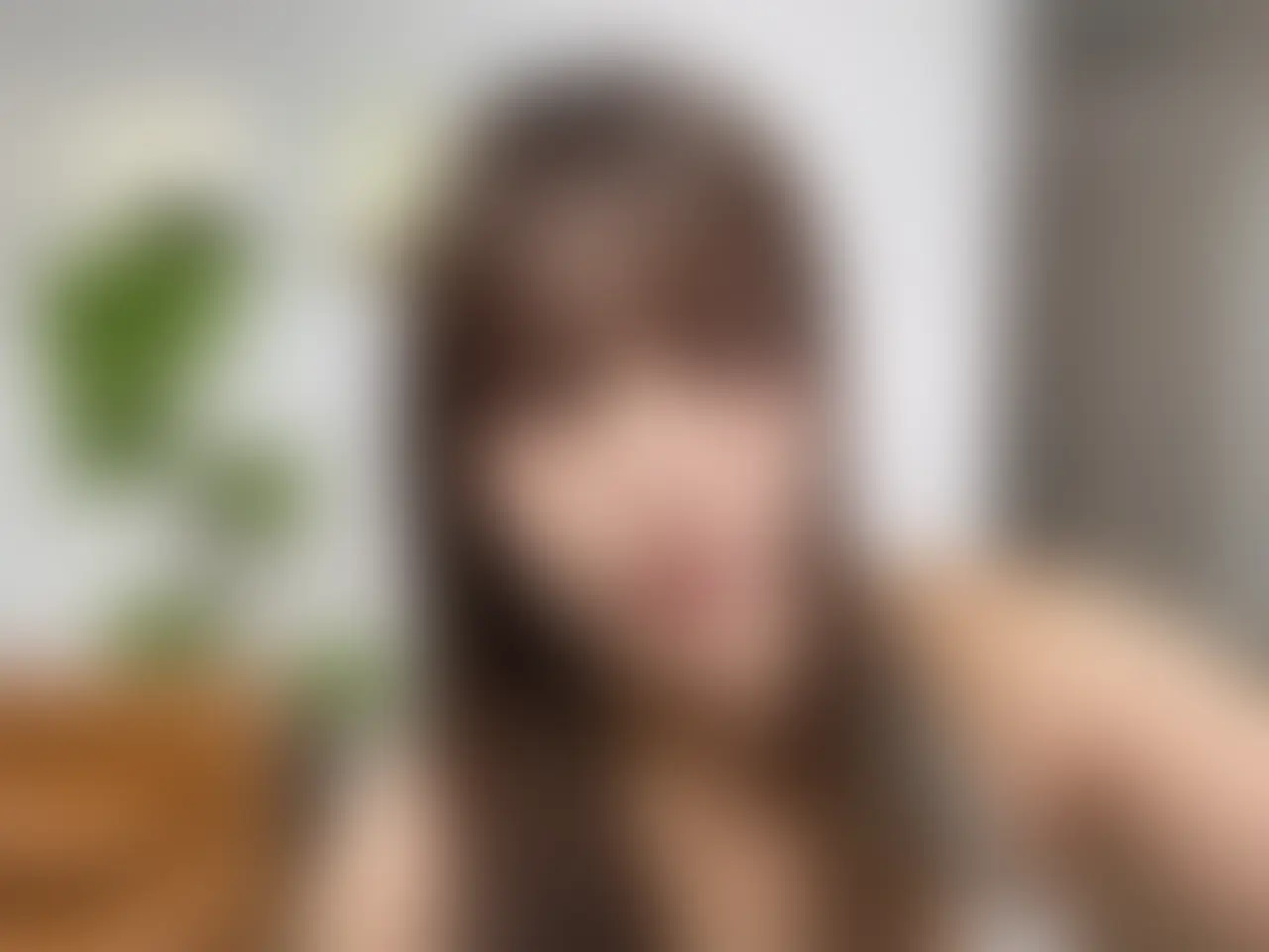 騎乗位風のオナニー動画です💓
吸盤が強力なディルドを購入して、
椅子に貼り付けて騎乗位プレイをしてみました…///
途中トラブルもあったけど、
すっごく気持ちよくてイっちゃいました💗
再生時間:8分17秒 (2/2)