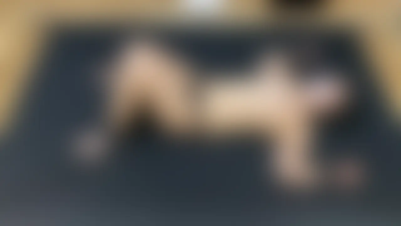 22歳一般女性に
くすぐりモデルお願いしてみた!
今回は生け贄型くすぐり専用
X字拘束ベッドで
くすぐり倒しました!
初めはローションなしで
フェザータッチで感度を上げていきます!
後半ローションをつけて
徹底的にくすぐり倒します!
ローションをつけた
執拗な乳首責めには
感じている模様。
気持ちいい乳首責めからの
本気のくすぐり!
快感から地獄に突き落とされます。
大爆笑が止まりません!
ぜひご堪能ください。 (2/2)