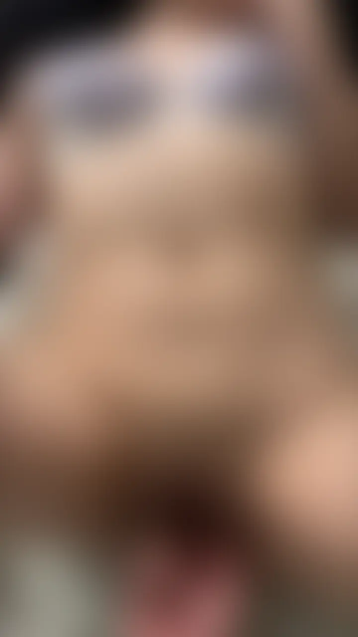 【本編完全顔出し】

マッチングアプリで2２歳の新卒看護師ちゃんをお持ち帰りした時の動画

看護師って高確率で性欲強いのなんでww
しかもこの子、彼氏持ちねw (2/2)