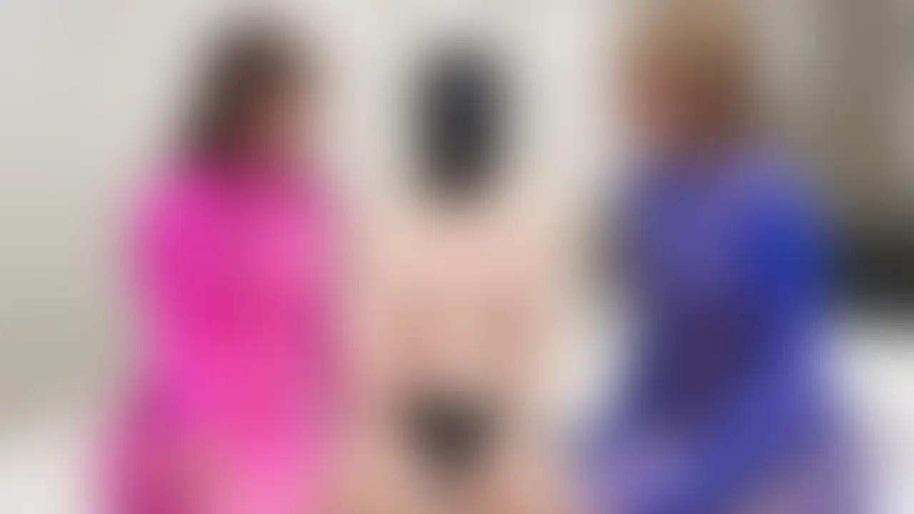 【業界No.1ギャル痴女3P】アン×めるも逆3P💋唾液まみれW責め20分42秒【No.12】
遂に・・・出します🔥
🔥業界No.1ギャル痴女コンビ降臨🔥
アン×めるもの逆3Pコラボ動画です!!!!!
20分42秒!
アンちゃんとめるもの唾液にWで責められみる?
フルコースの内容はコレ💋
・W唾液手コキ
・W唾液フェラ
・W顔舐め
・W乳首なめ
・騎乗位ハメ
・アン×めるもの唾液べろキス
全部W責め主観!!!
これ見たらもう他ではヌケなくなっちゃうかも!?
いっぱい使ってヌキまくってね💓
*完全顔出し
*定価¥2,980 (2/2)