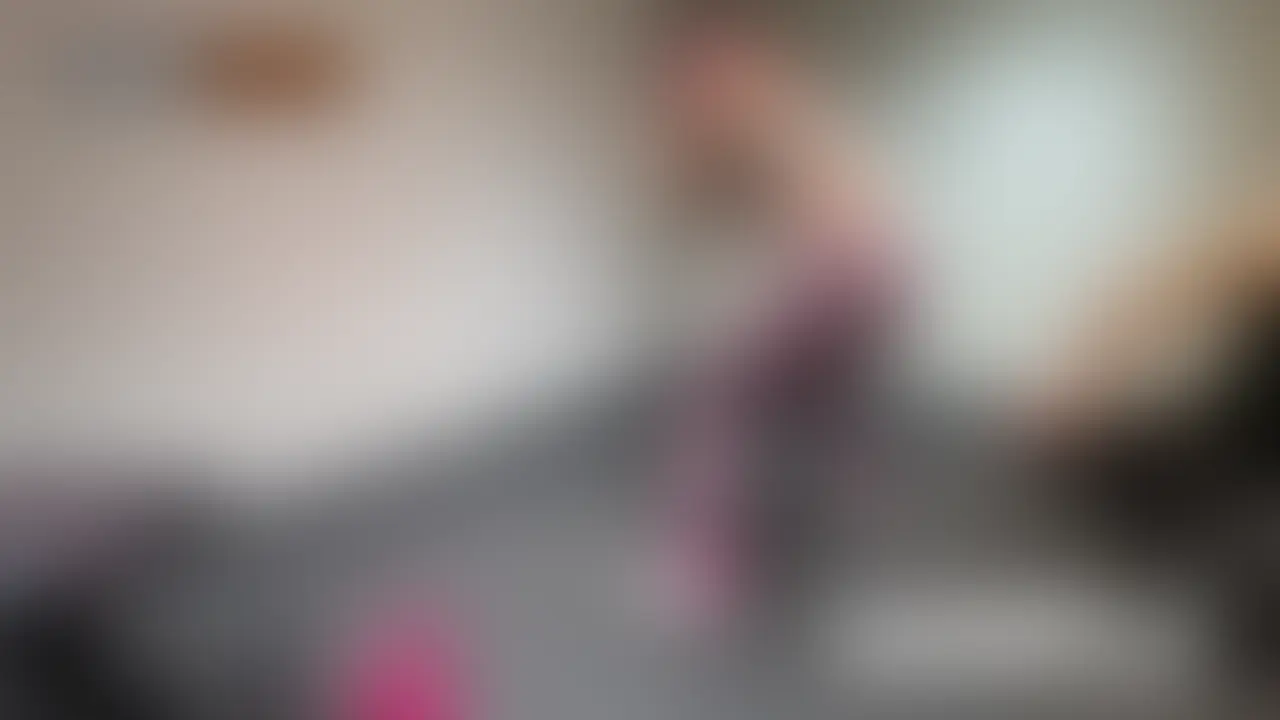 美尻スパッツ引き破り電マ押し当て 逃げる美女追いかけバックでぶち込み 「これが当ジム流の尻トレだ!!」
当ジムでも『美尻トレーニングプラン』を新たに設けることにしました。
そして営業メールを顧客の皆様に送ったところ、「ちょうどお尻を気にしていたのでぜひ」という返信をいただいた杏奈さんにお越しいただきました。
今回のお客様:杏奈さん 20歳 専門学生
━━━━━━━━━━━━━━━
【美尻トレーニング】
・ストレッチ各種
・ワンハンドロー(背中)
・お尻のトレーニング
・腹筋ローラー
・スクワット
━━━━━━━━━━━━━━━
トレーニング中にも我慢できずセクハラを行なってしまい、杏奈さんには「キモい!」とキレられてしまいます…(汗)
メニューをこなしていき、最後のスクワットに入った際に、僕は異変に気づきました…!!
スクワットしている姿勢を確認していると、なんと杏奈さんの穿いているスパッツに小さな穴が…!!
よく見てみると、杏奈さんはスパッツの下にパンティを穿いておらず、お尻の肌色が見えていました。
その様子を見て僕の我慢も限界に達してしまいました…!!
限界までスクワットを行い、しゃがみ込んで締まった杏奈さんを四つん這いにし、スパッツの穴に指を入れ、一気にスパッツを引き裂きました!!
すると杏奈さんは立ち上がり、お尻丸出しの状態で僕から逃げようと走り出します。
しかし、腕はスクワットの姿勢を意識してもらう為に用意したポールに固定された状態。
ポールの周りをぐるぐる回るしかできず、すぐに杏奈さんに追いついた僕は、杏奈さんをしゃがませました。
そして隠し持っていた電マを取り出し、スパッツを破いて剥き出しになった杏奈さんの股間へと当てました。
そして指で杏奈さんの股間に触れてみると、嫌がっているのに、股間は正直に反応し濡れていました。
僕はズボンを下ろし、四つん這いの杏奈さんに背後から挿入します。
先っぽが入った瞬間、「あぁ…」と僕も声が出てしまうほどの気持ちよさ…
ぐっちょり濡れた杏奈さんにヌルッと入っていき、僕の肉棒を杏奈さんの膣が締め付けてきます。
最高です…!!
バックで突きながらお尻を叩くと、「叩くな!」と杏奈さんも本気でキレています。
しかし興奮した僕は一切止めません。
「これがうちのフィットネスの尻トレだ!」と杏奈さんをガンガン突きまくりました。
さらに杏奈さんを立たせ、立ちバックも行いました。
興奮もピークに達していた僕は、杏奈さんのブラトップも思い切り破り、先ほどまでよりも激しく後ろから杏奈さんを突き上げていきます。
「本当にやめて…」と怒って時折悲鳴のような声も出す杏奈さんですが、少し喘ぎ声も混じっており、股間はどんどんぐっちょりと濡れていました。
立ちバックもたっぷり楽しんだあとは、杏奈さんを仰向けにし、正常位です。
嫌がりながらも感じている杏奈さんの表情がたまりません…!!
最後はたっぷりと杏奈さんにぶっかけてあげました。 (2/2)