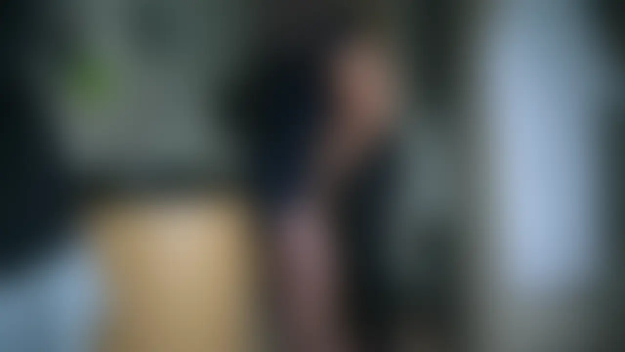 【インフルエンサーの仲良し美少女と遊んできました】
※この子の男性ファンが大量にいるためSNSサンプルは短めです
いいねポチッと押してから見ていただけると嬉しいですっ
肌が好き通り過ぎて本当に天使なんです、すごい綺麗な体に顔も可愛いけどイラマ大好きで自分で喉にゴポゴポさせて気持ちよくなってるギャップエロすぎませんか。。。
生中出し好きなのももう///
本編お楽しみください🔥 (2/2)