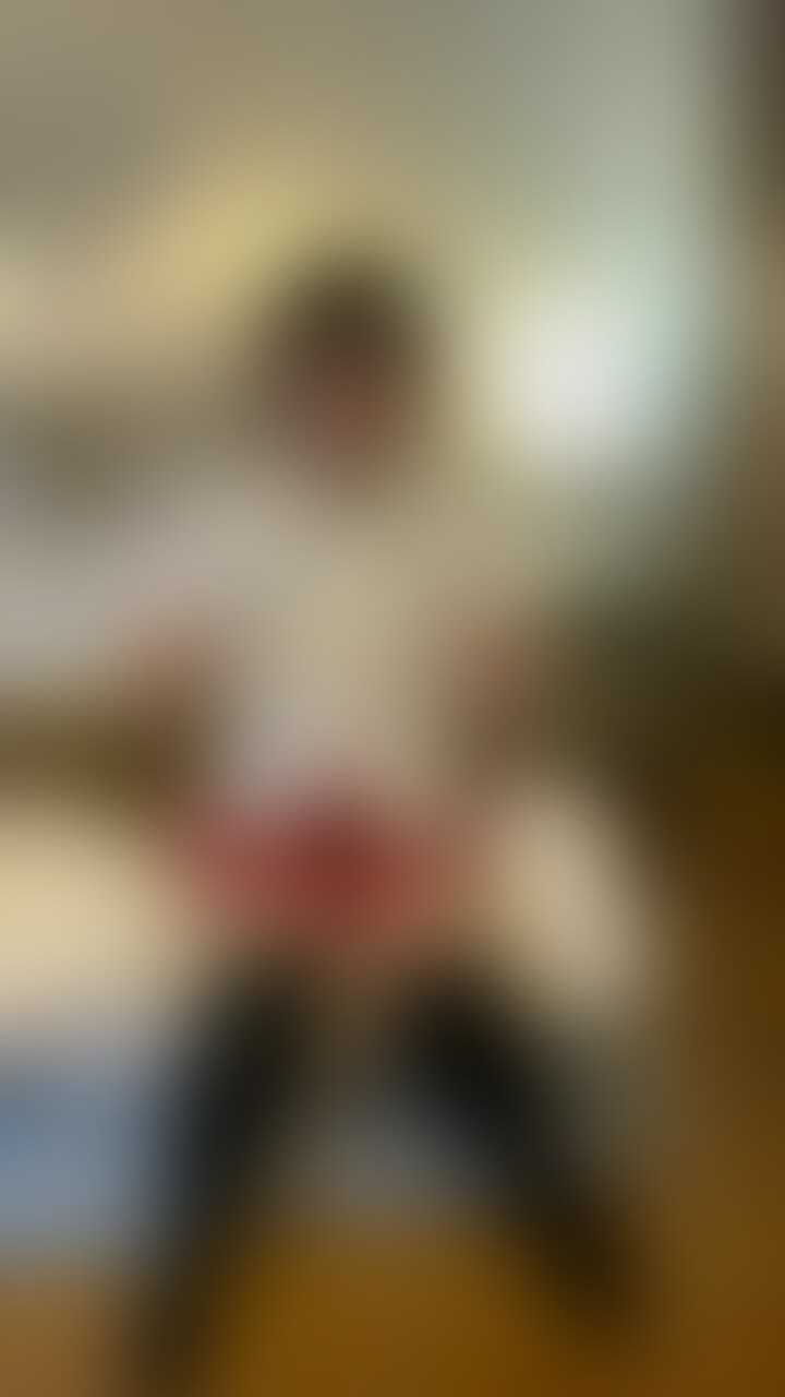この動画は女性の苦しむ姿を楽しむ動画です
今回も、いつもの女性にコスプレして頂き、存分に締め上げております
悶え苦しむ、彼女の姿を是非ともお楽しみください (2/2)