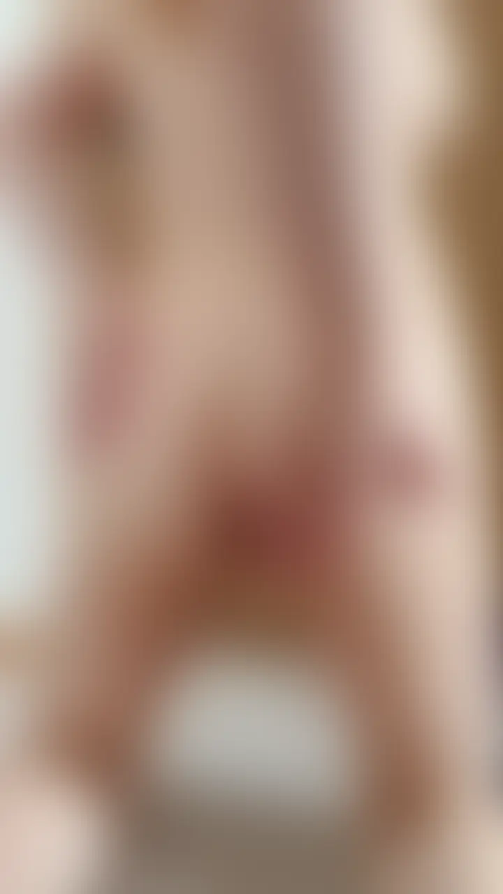 リクエスト動画❣️
指でアナル遊びをしちゃったよ🤭❤️
ローション付けてくちゅくちゅアナルいじいじ😍
楽しかったな😘
8月20日までは見放題プランで見れるからお得だよ🉐 (2/2)