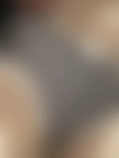 ぽぽぽ🌼(🥰女子大生の下着姿🥰)「ぽぽぽの今日のパンツです🥰🥰 黒と白のチェックのパンツです😅😅 クロッチ汚れはプラン加入で見れますよ🥰」の投稿サムネイル