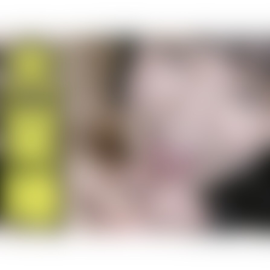 【FREEサンプル動画はこちら】
https://myfans.jp/posts/7b320598-0fee-460f-81ba-d8239034b708

超大量の唾を顔面に塗りたくる！
そして強烈顔舐め！
美女の唾のニオイに完全に○○○ってしまいました！

＜完全個人撮影＞(31分)
 ※本編完全顔出し  

＜内容＞
お目目ぱっちりの妖艶な雰囲気を持っている美女！
今回はそんな美女から大量の唾で顔舐めしてもらっちゃいます！
とにかくこんな大量の唾見たことないかも！

美女の唾をお腹いっぱい飲めるなんて
こんな幸せなことはありません！
やっぱり美女の唾って本当甘いんですよね。

私の口に大量の唾を垂らしつつ
さらに顔面にも塗りたくるという。。。
この美女の唾のニオイに私の○○○も痛いくらいにビンビン状態。。。

ぬるぬるぐちゃぐちゃ、、、、
とにかくすごい量の唾に溺れております。

最高の至福の時間ですね！

[注意事項]
・作品に登場する出演者は公的な身分証で○○○以上であることを確認し、撮影の同意もいただいています。
・動画や写真を許可なく2次使用や第3者への譲渡、転載、転売等をすることを固く禁止します。
・無断販売・無断転用をした場合は法的処置をとらせていただき、損害賠償請求を致します。 (2/2)