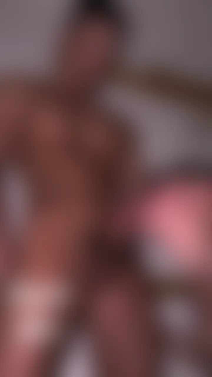 Zackとのフェラ動画の続きです。彼のお尻は気持ちよくて沢山中に出しました。 sample 1
