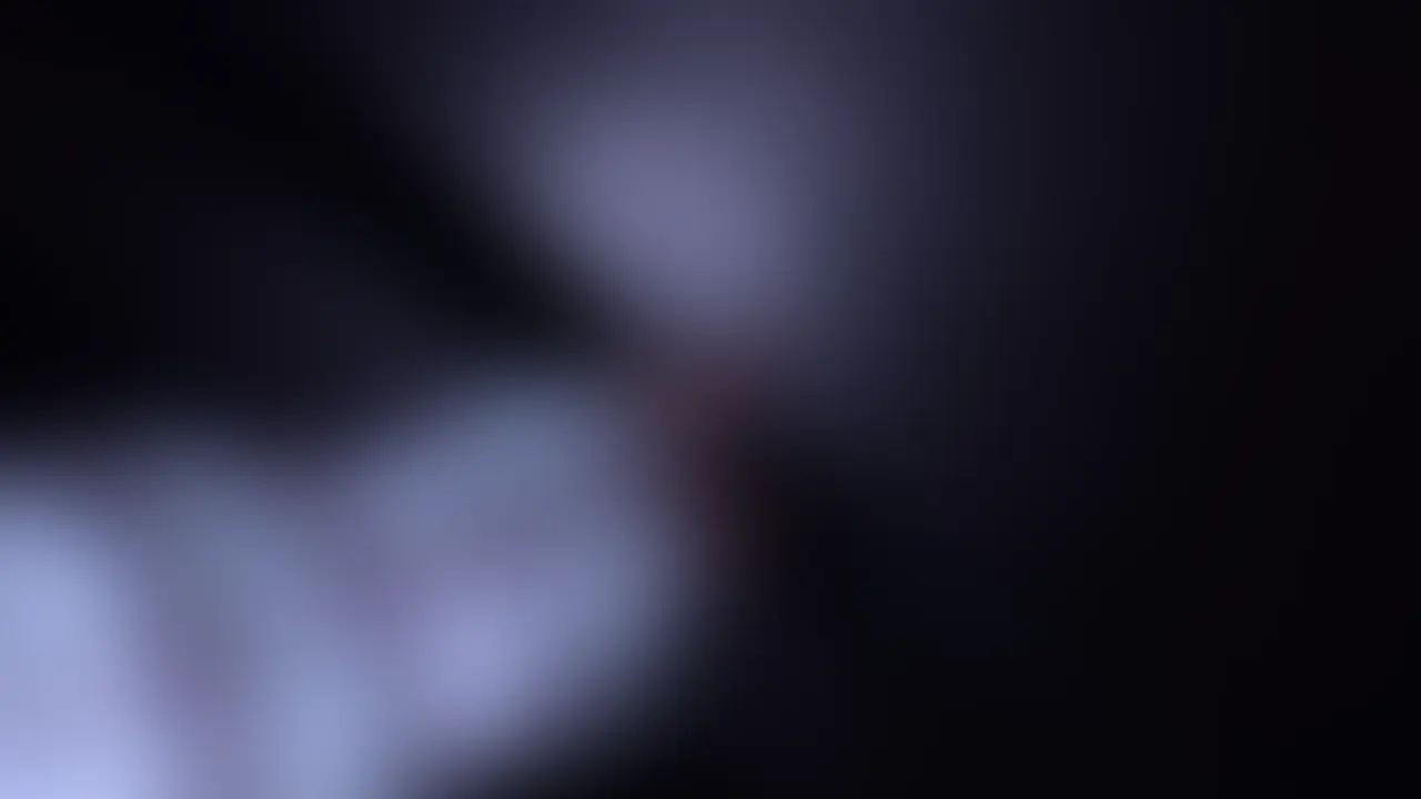 ナンパした美女をソッコー〇〇〇に連れ込んでフェラさせてみた (2/2)
