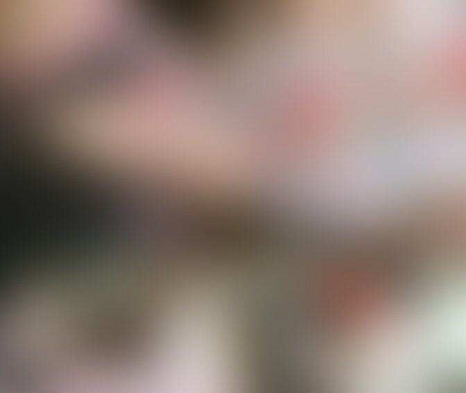 正統派ポートレートお宝撮り！07 【爆乳Hカップのぶつかり合い！メンバー同士でギリマン撮影】
正統派撮影イベントで登場した2人のモデルがすごい！
なんと2人ともHカップ美女で、さらに巨尻なのにかわいい（デブではありません）。
こんなデュオがあの、有名セクシーブランドパルフェットの衣装をまといセクシーポージングします。おっぱいを強調する仕様なのでこんな雰囲気の2人だからすごくエロい衣装に見えます。2人の爆乳をぶつけるように距離を縮めて並ぶ様子は圧巻そのもの。
お尻も巨尻でこの衣装具合なもんだから、ハミチチ、ギリマン、などハプニングも常時という有り様です。
ノリのいい女の子たちは、観客の一眼レフカメラをぶん取り、仲間同士でギリマン接写大会がはじまりました。その様子もレズチックでまたエロい。きっと彼女がとったカメラには超絶ギリマンが写っているんでしょうね。
この明るいノリもたまらない雰囲気で最高です。
本作はキャンギャルファンのみならず、巨乳フェチ、レズファン、巨尻ファン、コスプレファンなど多くの男性のハートを捉えること必至な作品となっております。

分数10分00秒
映像サイズ　1920×1080

※利用規約に基づいた作品であり、違反する内容ではありません。
※撮影が許可されているイベントを通常の方法で撮影したもので○○○の作品ではありません。
※登場する被写体は協力者です
※内容はあくまで作品つくりのためのフィクションです
※モデルは全員○○○以上で年齢は確認済みです
※違法なデータではありません。
※作者作品の動画及び画像の転載、転売、公開等、二次使用を一切禁じます。

■商品に関しての注意事項
●動画ファイルは、動画再生ソフトにてご覧頂けます。スマホ再生可能ですが、自己責任でお願いいたします。
●動画は個人でお楽しみください。転載、二次使用はお断りします。
有償・無償を問わず、購入された写真画像・動画を第三者への送信、販売、頒布、もしくは貸与等、著作権法上の私的利用の範囲を超えて利用することを禁止します (2/2)