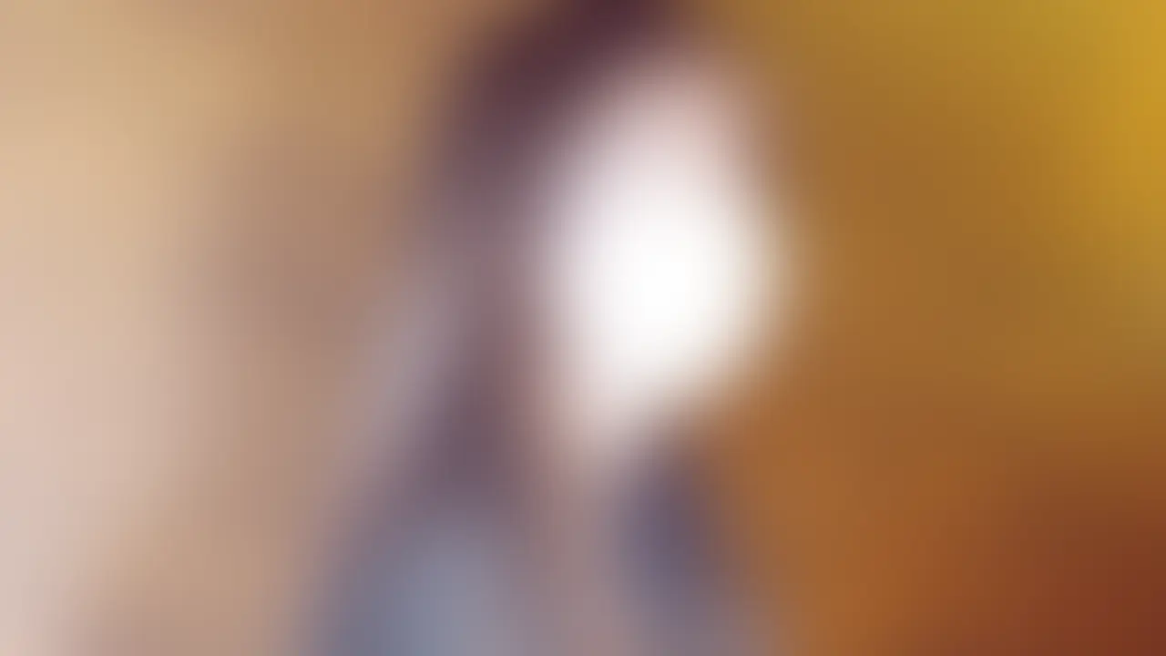 [reira 妄想#014] カフェで本を読む──テーブルの下は知らない


reiraは、23歳の不動産の内見アシスタント。
仕事の合間、駅近くのカフェで席を取り、紙の本を開く。
黒いワンピースの裾をそっと整え、ページに視線を沈める。
鍵束はトレーの端。通知はオフ。
夢中で足を組み替えるたび、裾がふわり——見えそうで見えないその一瞬に、彼女は気づかない。


…もしかして今、あのビルで、ひとりで淫らなことをしてるのかもしれない。


足を組み替えるたび、テーブルの下で裾がふわり。
——彼女は本の続きしか見ていない。 (2/2)