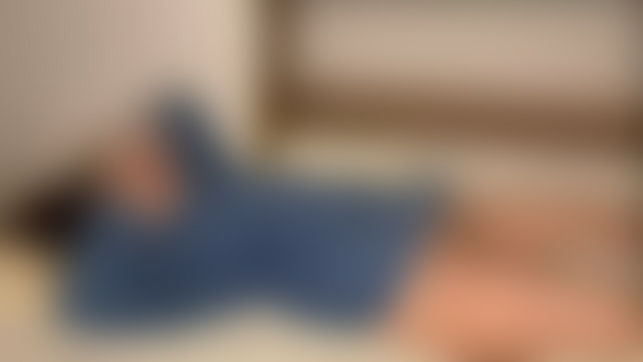 引越しました！
新居にて初撮影です🙌
この動画10分くらいなんですが、編集してカットしてない状態です
でも前戯から挿入からのフィニッシュまで詰まってます笑
旦那の早漏は健在です😂

なかなか更新できなかったので、せめてもの罪滅ぼしにこの動画の単品購入価格をワンコインの500円とさせていただきます！
よかったら見てください🥺💕 (2/2)