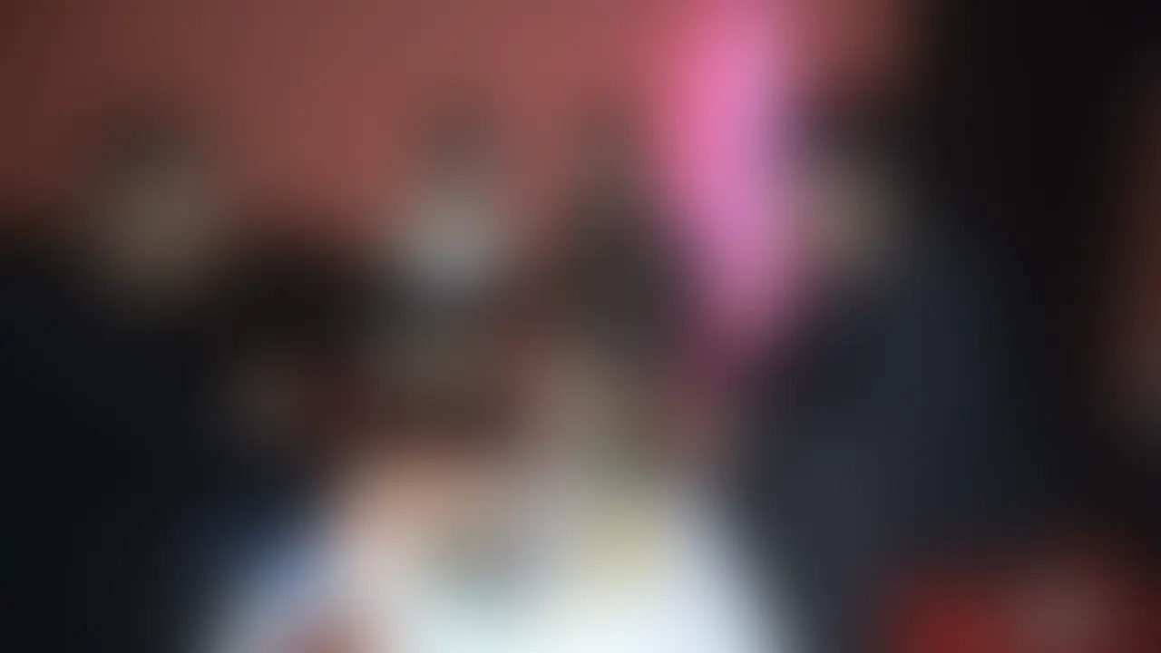 【いいね＆保存してくれた方全員に🎁プレゼントあり✨️】
 ※最後まで読んでください🥺🌟

いつも応援してくれてありがとうございます🩷
今回も感謝の気持ちを込めて、フォロワーさん限定プレゼント企画を開催します🐰

🎯今だけ“プラン加入or単品購入者さん限定”で
《 完全未公開 ㊙️ハメ撮り動画 》が当たる！？🩷

 応募期間は12/16までの期間限定となります！！
 タイムアップした瞬間、抽選対象外となります⚠️
 
 🎯《応募方法》
 ① このアカウントをフォローしてね！♡
 ② この投稿にいいね＆保存♡
 ③ この投稿のコメントで『乱行』って書いてね！★
 ④ 本動画を単品購入orプランに加入するだけ！
 
 たった 4ステップで“超限定特典”の抽選権をGETしてください🌟🌟
 
- - - - - - - - - - - - - - - - - - - - - - - - - - - - - - - - 

※完全顔出しです。
※本編はさらちゃんの動画の内容とは異なりますので、ご注意ください！わたしメインの動画になります♡


仲良しのスレンダー美乳お姉さんと、2人のお兄さんでエロ飲み会をしてきました〜꒰՞> · <𓈒՞꒱🎶🩷
忘年会がしたくて4人で集まって普通に飲んでたのに全員ガチ酔いでどんどん乱れていってしまって…。

お友達がいないところで隠れてフェラしたり、バーの裏のキッチンで隠れてセックスしたりしちゃった、、🥺
飲みの場に戻ったら、お友達もうちらに隠れてセックスしてたからそのまま交わってまさかの4P大乱行しちゃいました♡♡

わたしもお友達のお姉さんも、2発連続生中出しされたのにラストで顔射されて潮吹きまで顔面にかけられちゃいました、、、、。 (2/2)