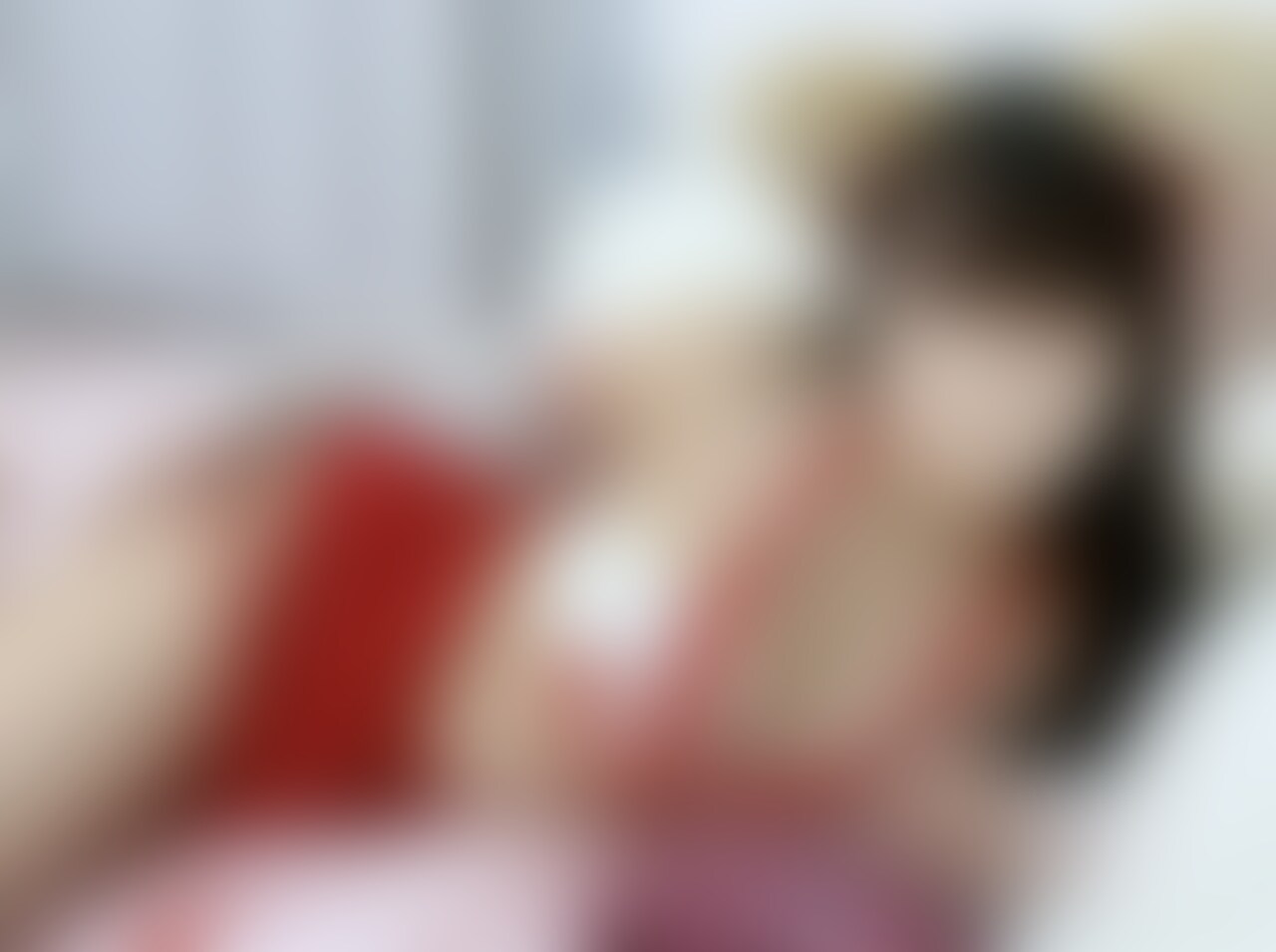 キツネ巫女になってみました！いかがでしょうか？私の存在を少しでも近くに感じいただけないかと、カメラ目線を意識しました。よろしくお願いいたします。 (2/2)
