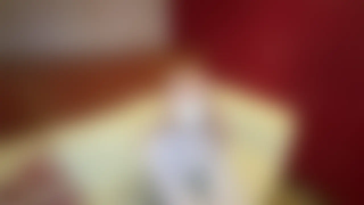 ⭐️本編顔出し
【バドサー所属・彼氏持ち現役大学生が顔出しOKで乱れる禁断プレイ】
バドミントンサークルに所属する、健康的で爽やかな現役大学生🫶
撮影OKの条件は「顔出しだけは…でも、雰囲気がバレなければいいよ」とのこと
最初は恥じらいながらも、だんだんと快感に流されていく姿が生々しくてたまらない🥹
終わった後の「こんなに気持ちいいって思ってなかった…」という呟きもリアルで背徳感たっぷり。 (2/2)