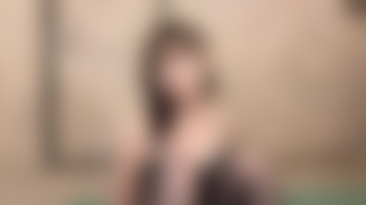 人妻ゆかろん、旦那が出張中に浮気をしちゃう♡
年下男の子とハメハメが楽しみすぎて
1人で前夜オナニー❤️❤️ (2/2)
