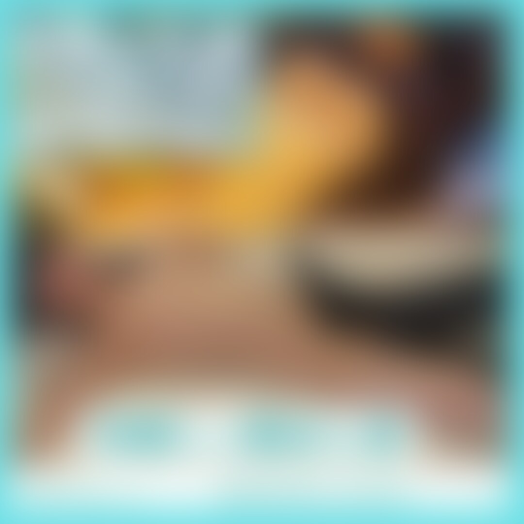 前回→ https://myfans.jp/posts/8993386c-c718-40df-871e-54f909e6d004
【動画紹介】
マゾメスさらちゃんを久々に開発。今回もドタキャン続きで3ヶ月ぶりとかでした。それでも犯されたいらしいので土下座貢ぎ懇願させてあげたり、オモチャ責めでしっかりお仕置きしたりと念入りに躾けを行ってあげました
いつもの快楽責めに加えて、今回はTENGA uniを使ったり、脳イキ開発を行ったりと多岐にわたる責め方をしているのでけっこうなボリューム感です。彼女らしくバチボコ系も多めなので快楽責めとバチボコ両方楽しめる90分となっています
当然のように今回も生ハメ中出ししてNTR開発仕込んであげてます。目隠し状態とは言え、他人棒咥えての舌出しアクメの表情までしっかり楽しめます。満喫してください🙃 (2/2)