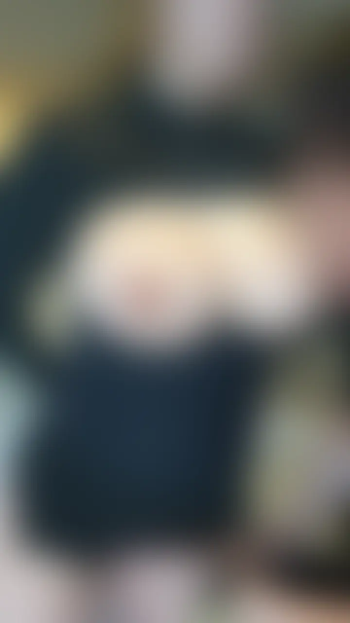 るでぃさんとのコラボ動画♡
ホテルで甘々イチャイチャからの、バチボコSEXでたくさんイッてしまいました、、♡
色んな場所で突かれて、とても新鮮な感じだった🥺
バルコニーは少し周りを気にしちゃって、ちょっとビクビクしながらだったけど、それもスリル♡
最高潮なSEXをみんなにも見て欲しいなぁ🥹 (2/2)