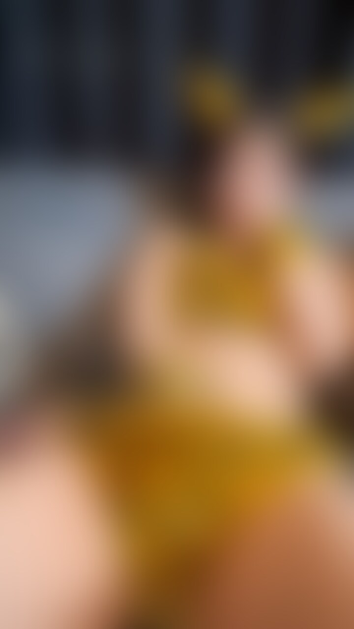 【超かわいいパイパンの女神】
バイブでオナニーロングver(13分44秒)
こんばんは、パットンです!
オナニーしてもらってても、たまらず触ってしまいます。
すぐ濡れてバイブを突っ込んで嬉しそうに動かす感じがシコい。
ビチャビチャになったぬるマンの中は熱くなって準備完了になってました、さすがです。 (2/2)