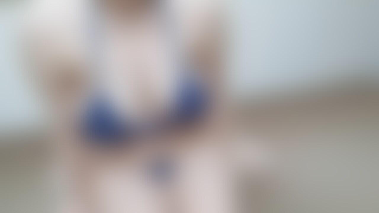 青い衣装久しぶりに着てみたよ(〃∇〃)
手マンでいやらしい音してる🩵🩵 (2/2)