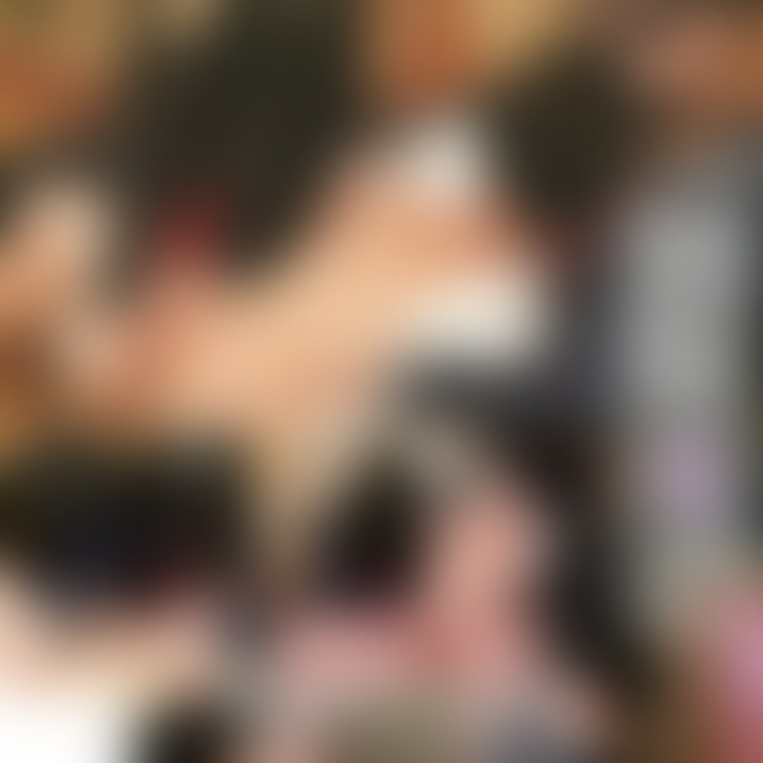 #58【制服４P　Part１】　２３分４６秒

女の子達に囲まれて気持ちよくしてもらうのってMな男の人にとっては憧れるよね。みうがその夢叶えてあげるよ。

①頭の上と左右から密着して焦らし手コキ
②正面から２人で手コキ＆乳首責め
③４本の手でローションたっぷりぐちゅぐちゅ手コキ

同『制服４Ｐ』シリーズ

Part2 https://myfans.jp/posts/4860808f-532d-488a-b842-7f6807e0b508
Part3 https://myfans.jp/posts/5cbc6654-5d22-460c-bff5-c255b6d5489c
おまけ https://myfans.jp/posts/595253a3-18a5-4a36-9d24-00d79c52b7a6 (2/2)