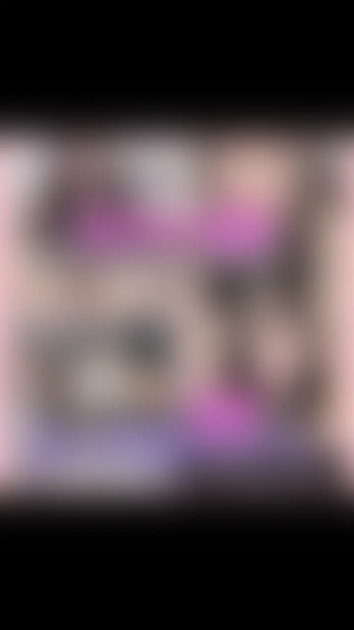 激エロ♡最初から最後まで見れちゃう【💝オナニー動画撮影最中にボッキしてしまったカメラマンを誘惑したら、アナルイキ生ハメ生中出し💝】
オナニー動画を撮る予定だったのに、オナニー動画🎥撮影中にカメラマンが何かゴソゴソしているのを見てしまい気になって見ていたら、わたしがオナニーしている姿をみておちんちんをさわっていた、、、
服の上からでもわかるようなボッキしたおちんぽを摩ってたくせにはぐらかすカメラマン。
挑発まじりでアナルにローションを塗って「いれてもいいよ?♡」と言ったら、生セックスすることに、、、
そらのキツキツアナルマンコに太いおちんぽをぶち込んできて気持ち良過ぎて白目イキ♡
最後はバックからガン突かれてそらのアナルマンコに生中出しでフィニッシュ♡ (2/2)