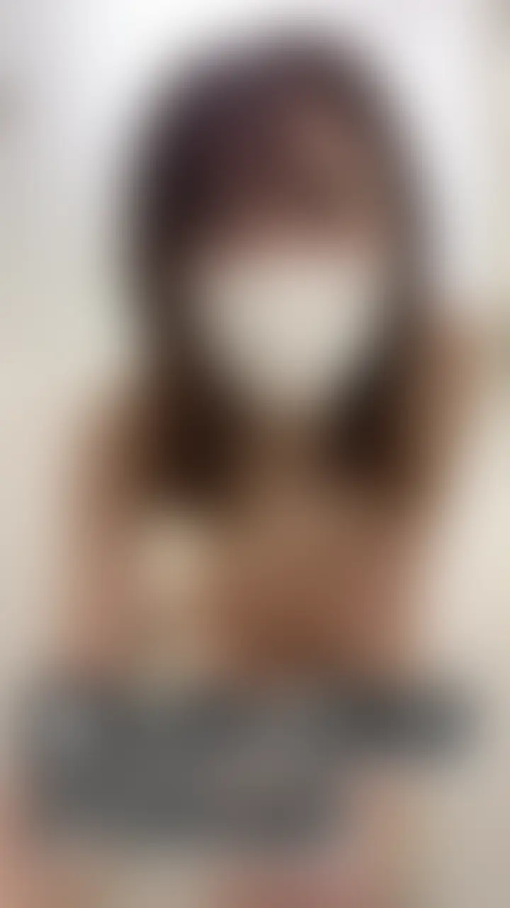 #20 【アキ 職業:広告代理店 27歳】
今回おしっこをしてくれたのは、、
初登場!広告代理店勤務 アキちゃんです💓
今回、自宅のお風呂場で見せつけるようにおしっこをしてくれました!(*ノωノ)
自ら撮っている事に羞恥を感じており、
見られていることに興奮しています💓
本編でも自分が変態な事を認めてしまってますww
見られると喜ぶので是非見てあげてください!
アキちゃんは他の作品にも登場してます!!
【シロカケ】▶︎▶https://myfans.jp/posts/e715efe3-fc31-4cd4-ab84-5df1071d0c60
※動画、写真の無断転載は著作権侵害となり、10年以下の懲役又は1000万円以下の罰金が課せられます。発見次第、法的措置を取らせていただきます。 (2/2)