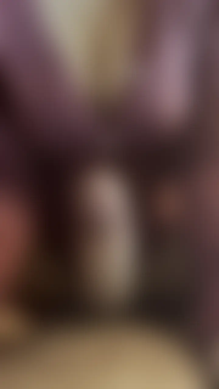 パンパンに膨れ上がった亀頭をしっかりマッサージ♡
オイルをたーっぷりつけて、いっぱい射精できるようにほぐしてあげました🥰
ズル剥けのカリ首コリコリしたら我慢汁止まらないみたいで可愛かった♥️ (2/2)