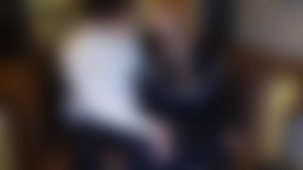 スタイル抜群な細身ネイリストちゃん
オイルで敏感になった身体で絶頂イキ中出しセックス (2/2)